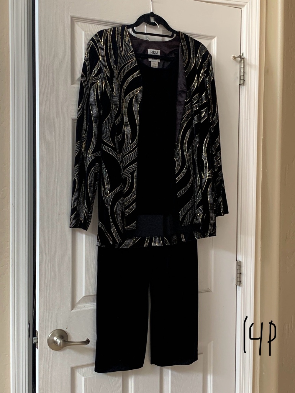 Black & Gold Open-Front Jacket